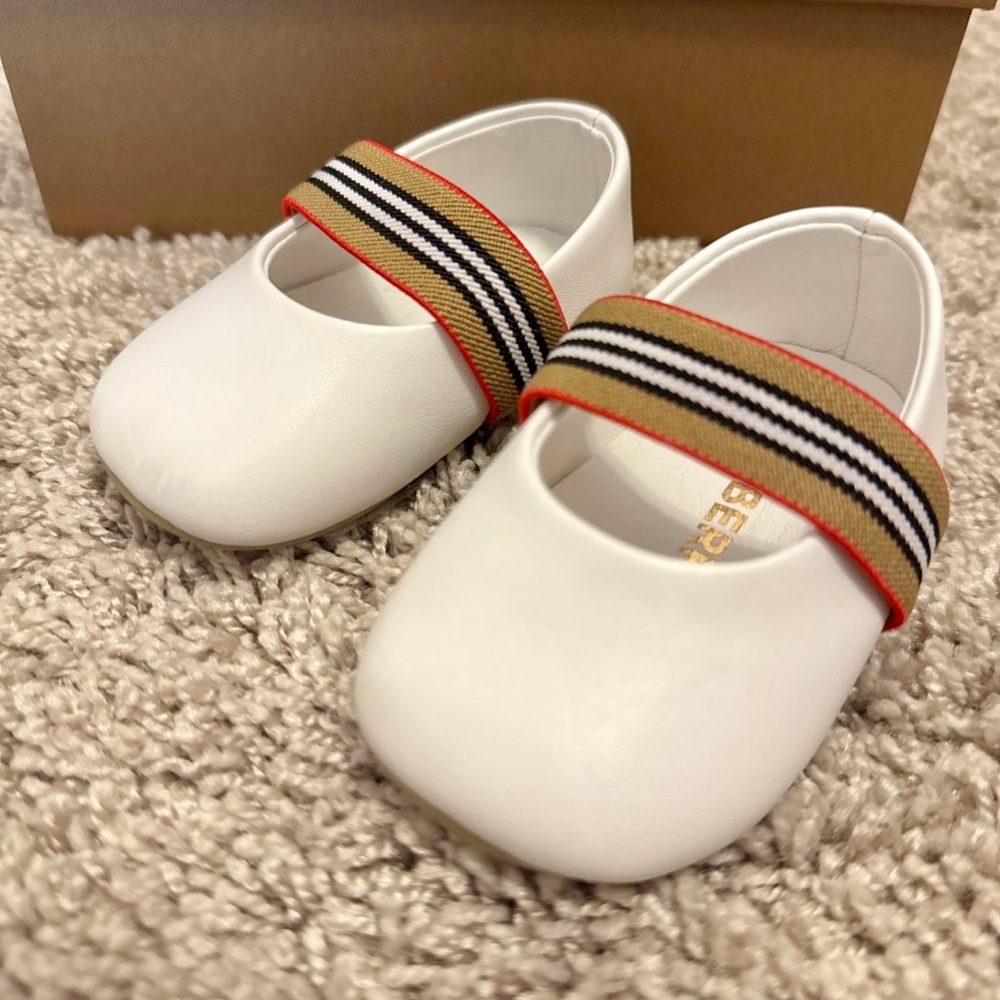 Burberry baby girl shoes size 1
